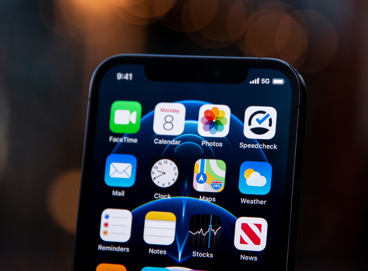 宣恩苹果手机维修分享为什么 iPhone 12 在冬季会自动关机 
